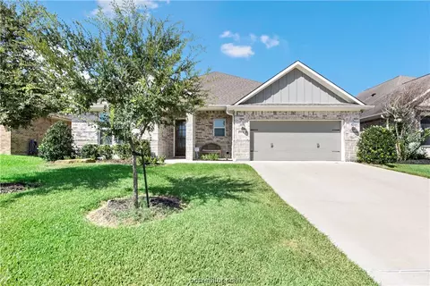 15631 Long Creek Ln, College Station, TX 77845