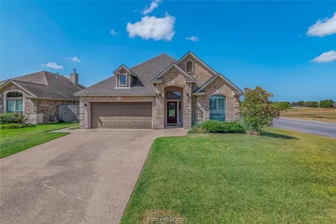 3900 Latinne Ln, College Station, TX 77845