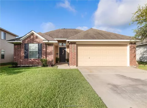 15128 Pidmont Ln, College Station, TX 77845