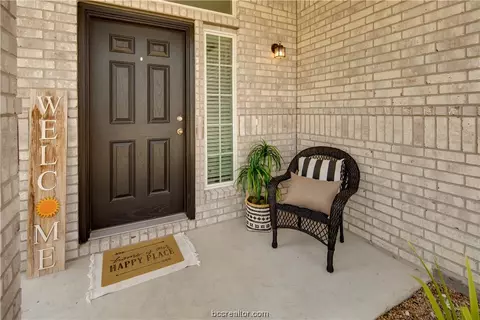 5759 Paseo Pl, Bryan, TX 77807 photo 3