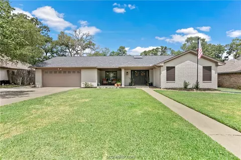2709 Brookway Dr, College Station, TX 77845