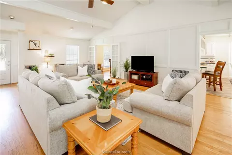 2605 Arbor Dr, Bryan, TX 77802 photo 5