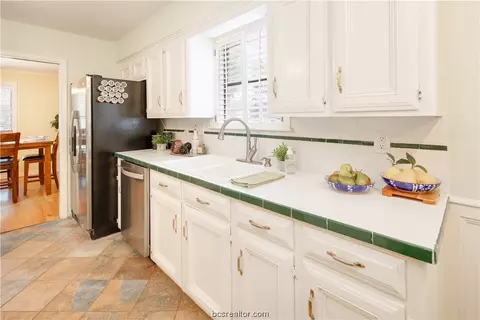 2605 Arbor Dr, Bryan, TX 77802 photo 10