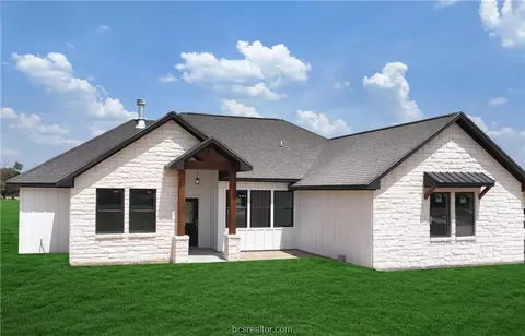 4315 Collton Ln, Franklin, TX 77856