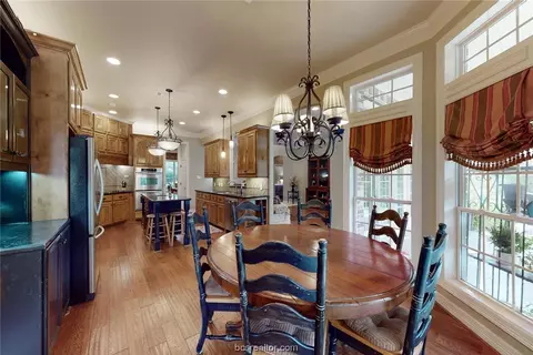 5898 Easterling Dr, Bryan, TX 77808 photo 12