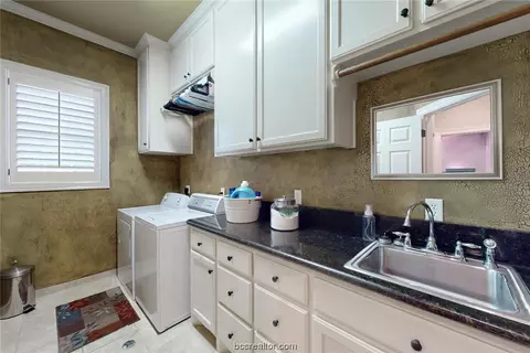 5898 Easterling Dr, Bryan, TX 77808 photo 20