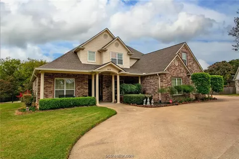 5898 Easterling Dr, Bryan, TX 77808 photo 2