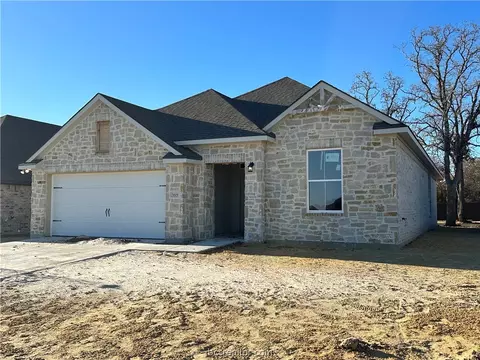 5619 Hayduke Ln, Bryan, TX 77802