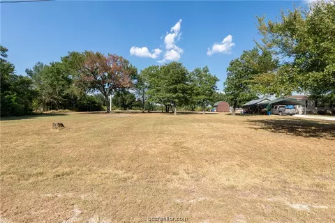 4024 Grapevine Dr, Bryan, TX 77807 photo 8