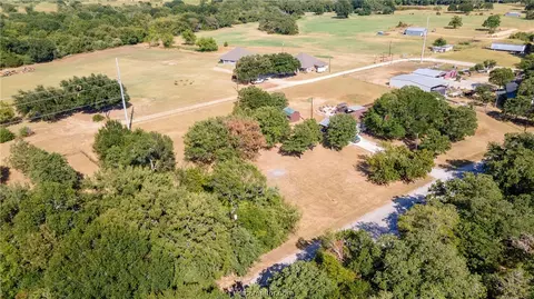 4024 Grapevine Dr, Bryan, TX 77807 photo 3