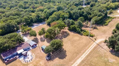 4024 Grapevine Dr, Bryan, TX 77807 photo 11