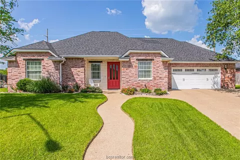 8421 Turtle Rock, College Station, TX 77845