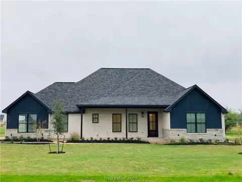 7471 S Garrison Crk, Bryan, TX 77808