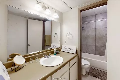 2000 Kazmeier, Bryan, TX 77802 photo 10