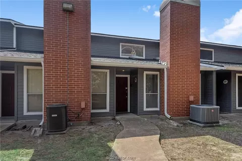 1501 Stallings Drive 70, College Station, TX 77840
