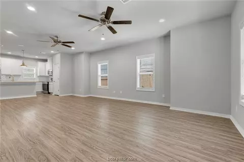 406 Moran St, Bryan, TX 77801 photo 6