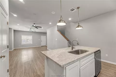 406 Moran St, Bryan, TX 77801 photo 16