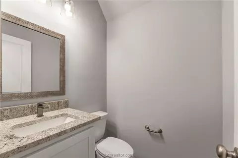 406 Moran St, Bryan, TX 77801 photo 21