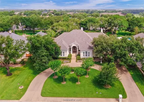 6022 Augusta Cir, College Station, TX 77845
