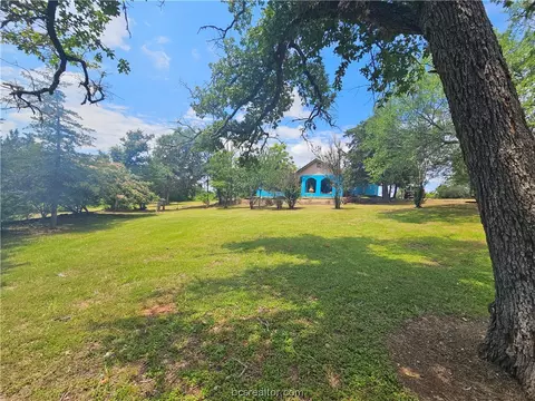 13002 Old Hearne Rd, Bryan, TX 77807