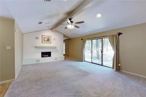 2405 E Briargate Dr, Bryan, TX 77802 photo 4