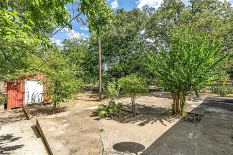700 Leonard Dr, Bryan, TX 77803 photo 23