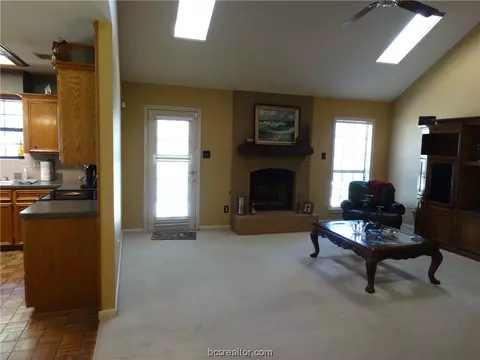 5608 Middlebury Dr, Bryan, TX 77802 photo 9