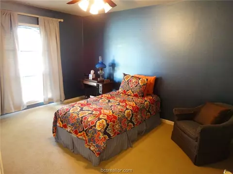 5608 Middlebury Dr, Bryan, TX 77802 photo 26