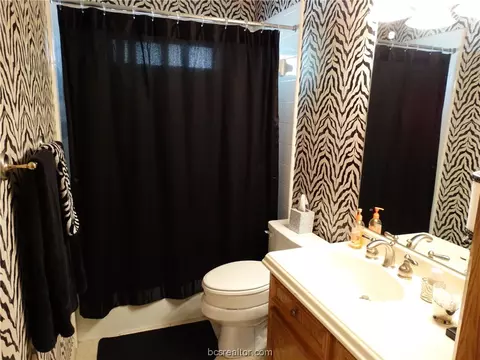 5608 Middlebury Dr, Bryan, TX 77802 photo 29