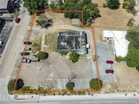 3204 S College Ave, Bryan, TX 77801 photo 1