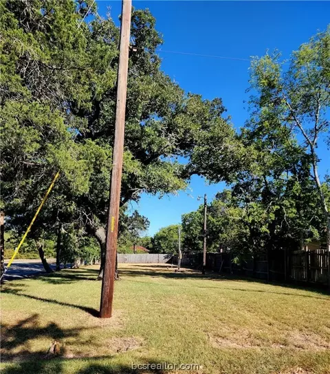 1008 Center St, Bryan, TX 77803 photo 6
