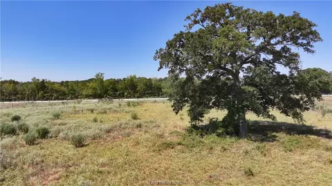 12845 Della Love Rd, Bryan, TX 77808