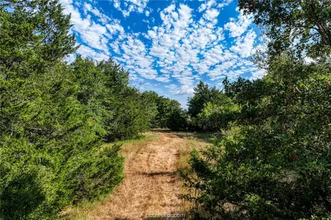 12608 Shiloh Church Rd, Franklin, TX 77856