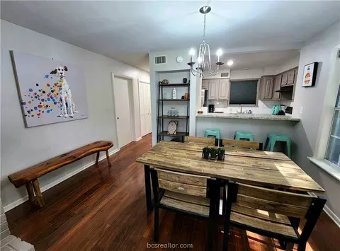 4207 Cheyenne, Bryan, TX 77802 photo 5