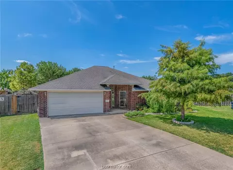 1111 Coeburn Ct, College Station, TX 77845