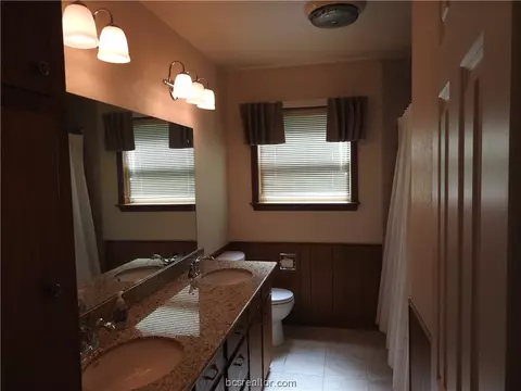 3509 Spring Ln, Bryan, TX 77802 photo 32