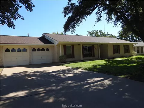 3509 Spring Ln, Bryan, TX 77802 photo 3