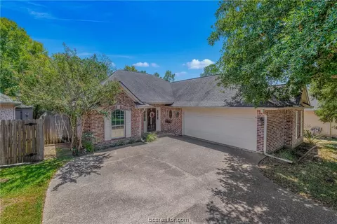 2362 Kendal Grn, College Station, TX 77845