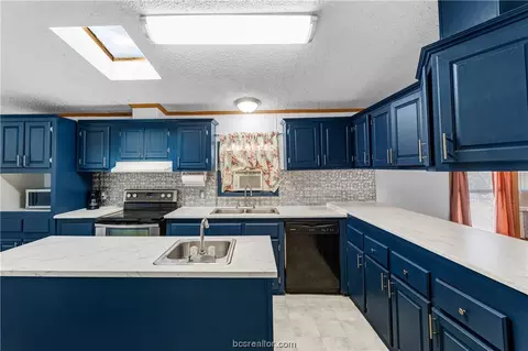 7640 Main St, Iola, TX 77861 photo 13
