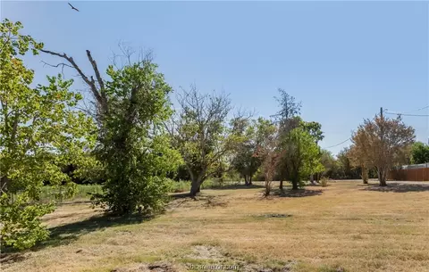 7640 Main St, Iola, TX 77861 photo 3