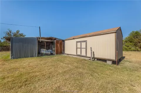 7640 Main St, Iola, TX 77861 photo 28