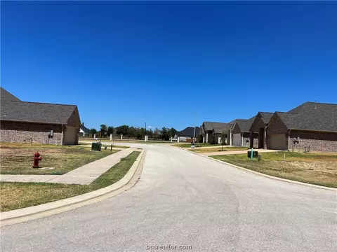 4656 S Stonecrest Ct, Bryan, TX 77808 photo 7