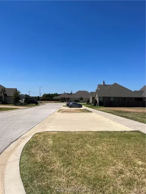 4656 S Stonecrest Ct, Bryan, TX 77808 photo 5