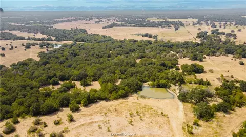 11483 Opersteny Ln, Bryan, TX 77808 photo 8