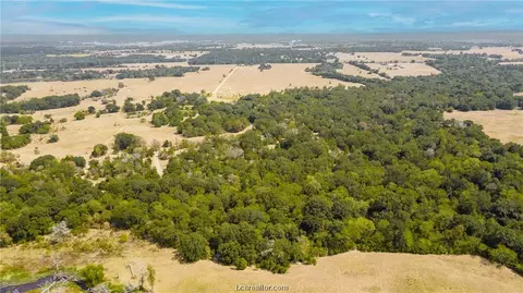 11483 Opersteny Ln, Bryan, TX 77808 photo 7