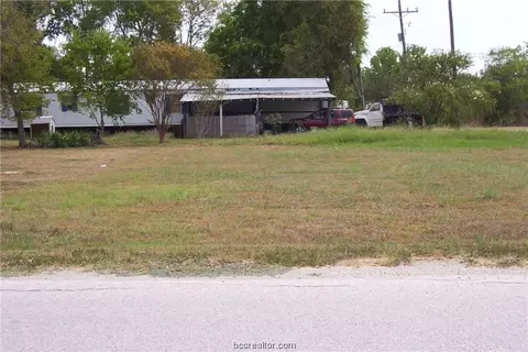 125 W Lee St W, Navasota, TX 77868