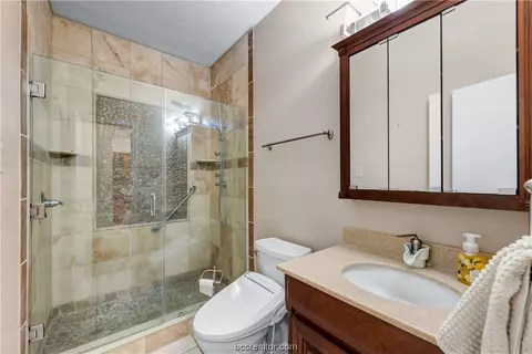 8516 Burch Ln, Bryan, TX 77808 photo 17