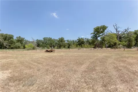 8516 Burch Ln, Bryan, TX 77808 photo 31