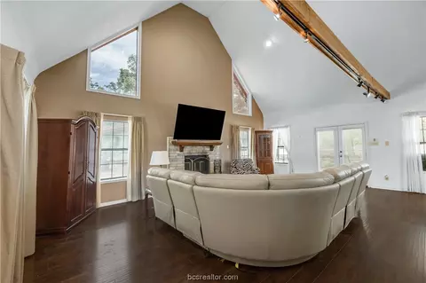 8516 Burch Ln, Bryan, TX 77808 photo 8