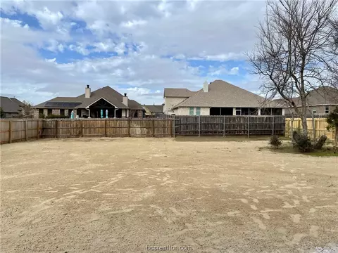 3325 Stoneleigh Rd, Bryan, TX 77808 photo 21